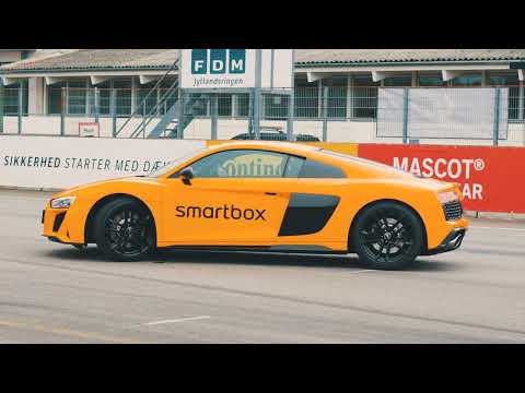 Kør Audi R8 på bane (NY 2022 MODEL!)