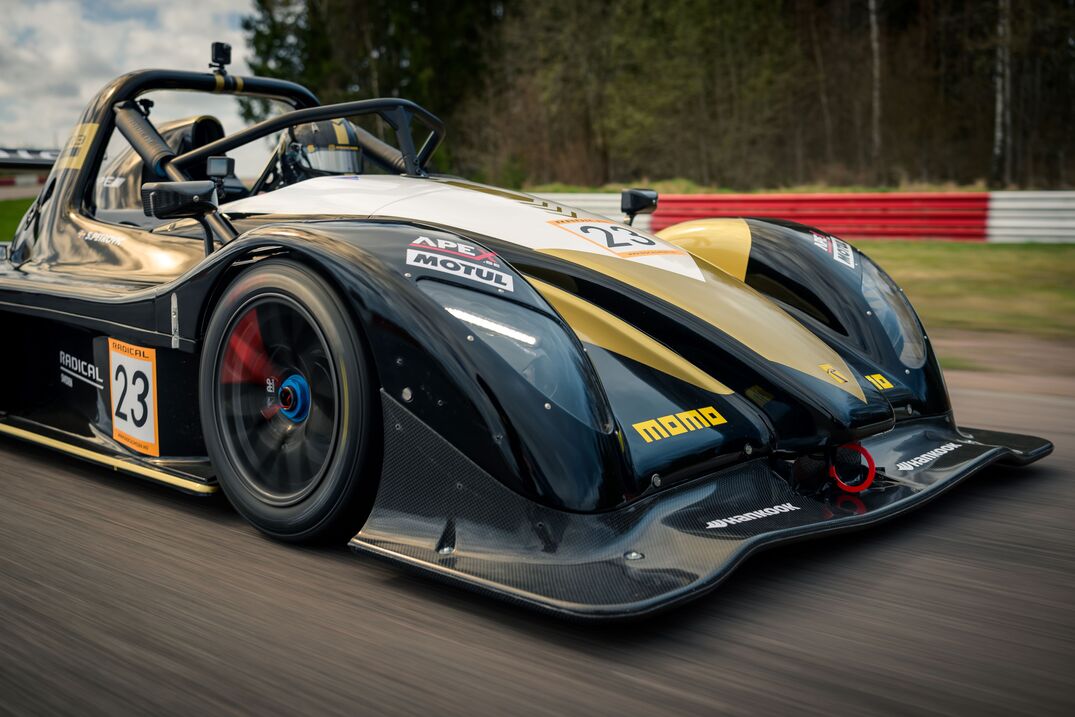 INTROTILBUD ! Radical SR3 - den ultimative banebil